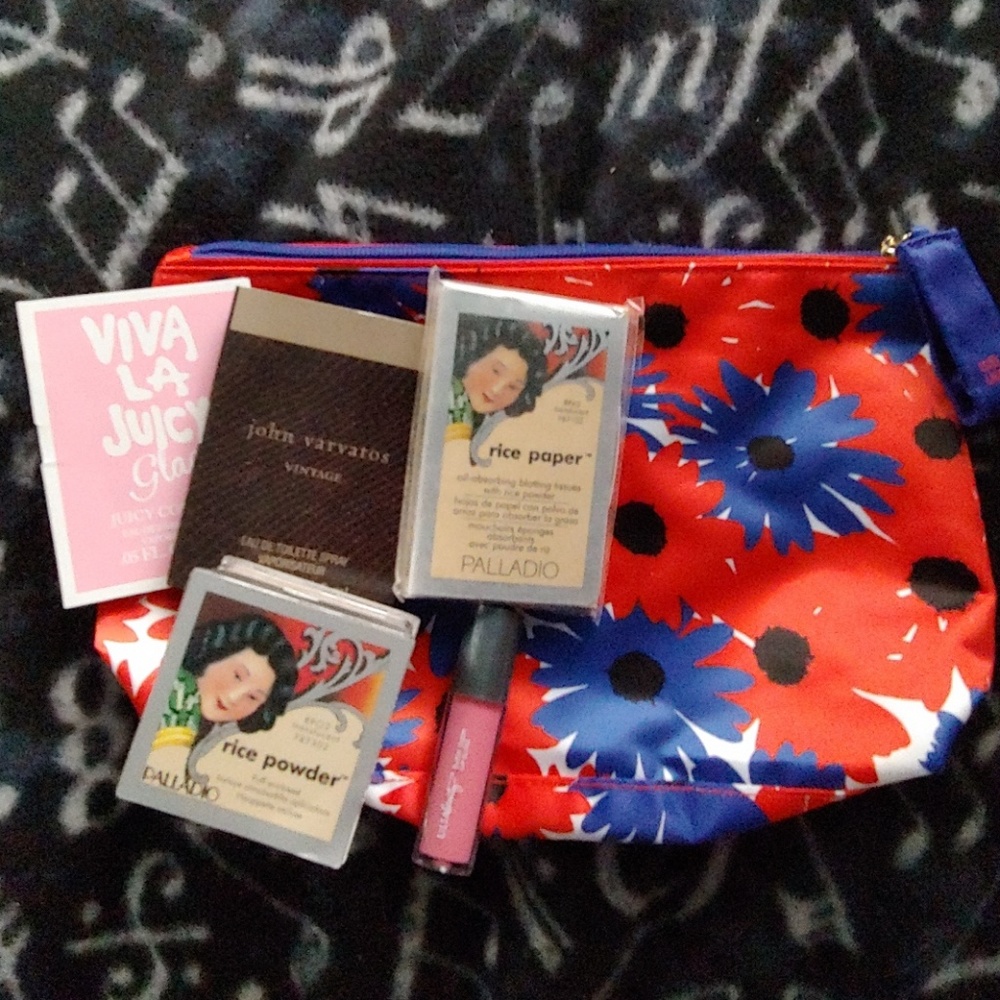 Estee Lauder Makeup Bag and Travel Size Products
